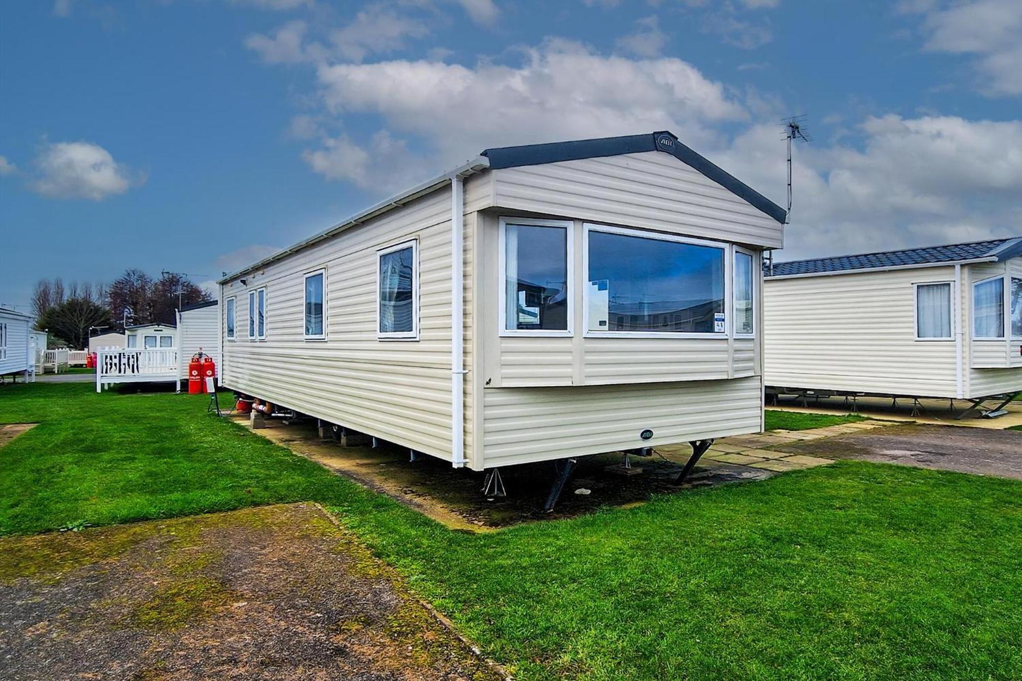 8 Berth Caravan For Hire At Manor Park Near To A Great Beach Ref 23041C Hunstanton Dış mekan fotoğraf
